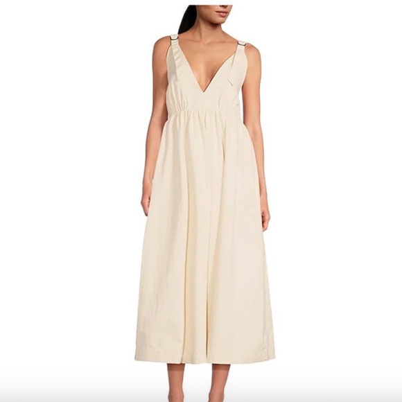 Le' AL.X Dresses & Skirts - Le' AL.X Sleeveless V-Neck Side Pocket Dress - Size S - NWOT